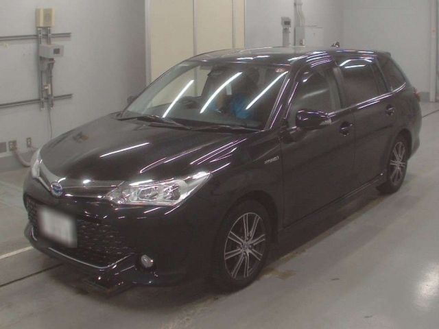 30585 Toyota Corolla fielder NKE165G 2016 г. (CAA Tokyo)